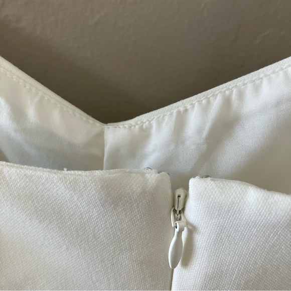 Likely Kelaya Bodycon Cocktail Dress Cream Ruffle Tulip Front Sleeveless Size 8 - Picture 10 of 13